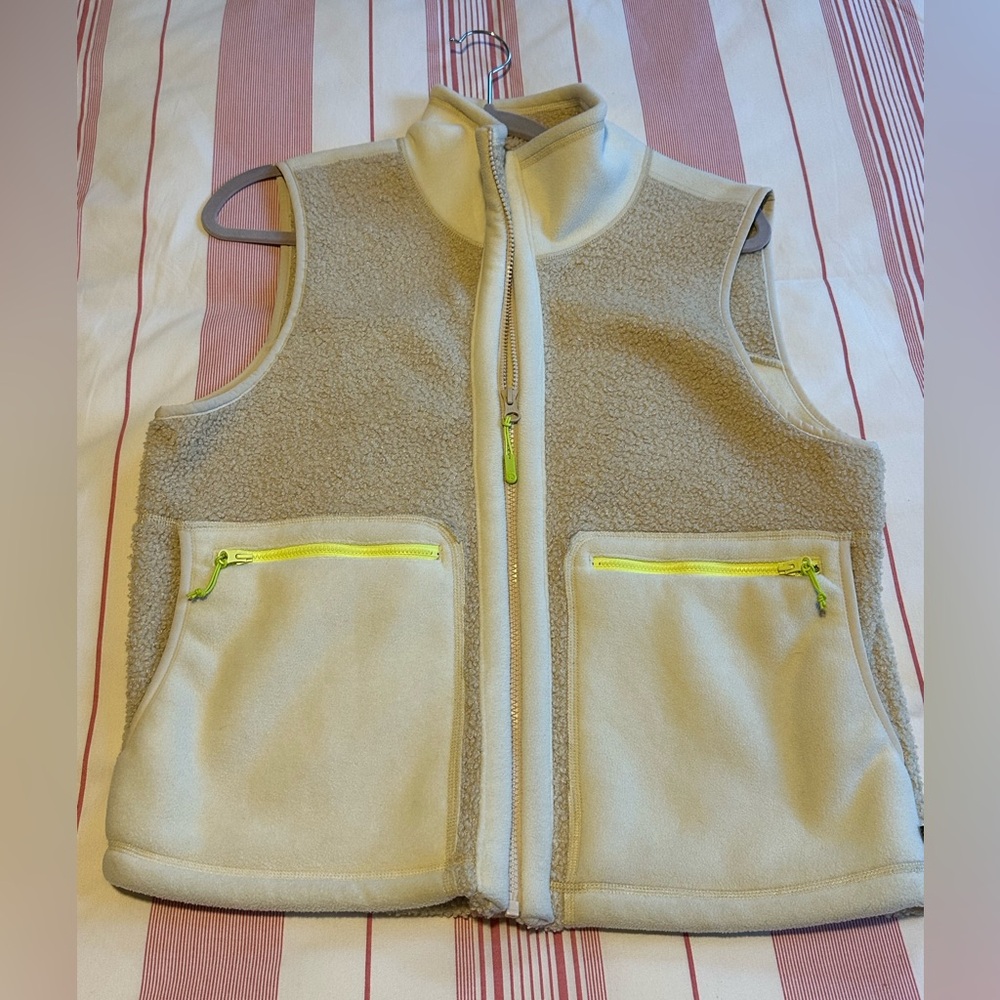Backcountry Fleece Vest Women’s Small Cream Wool